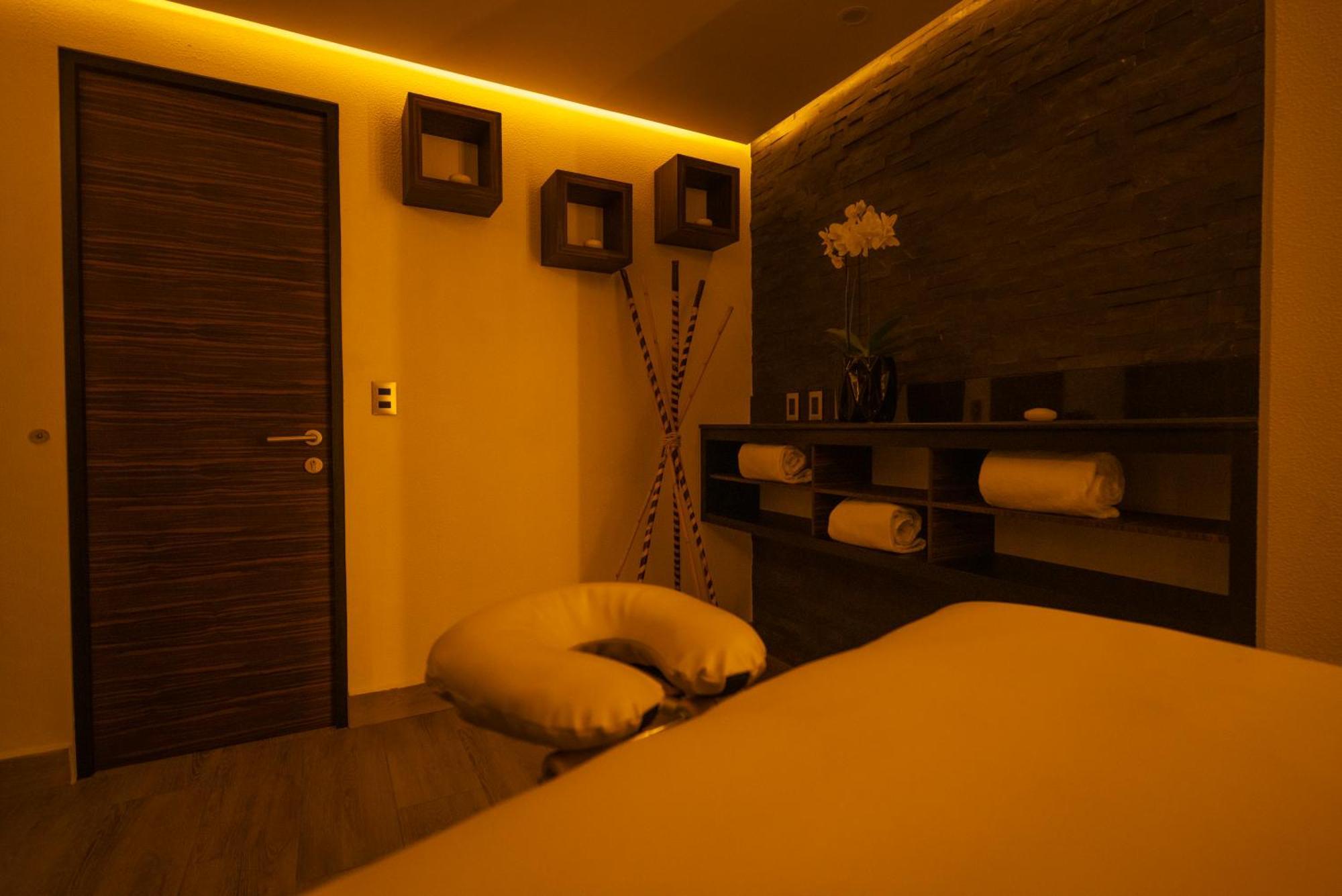 Hotel Abastos Plaza Meksyk Zewnętrze zdjęcie