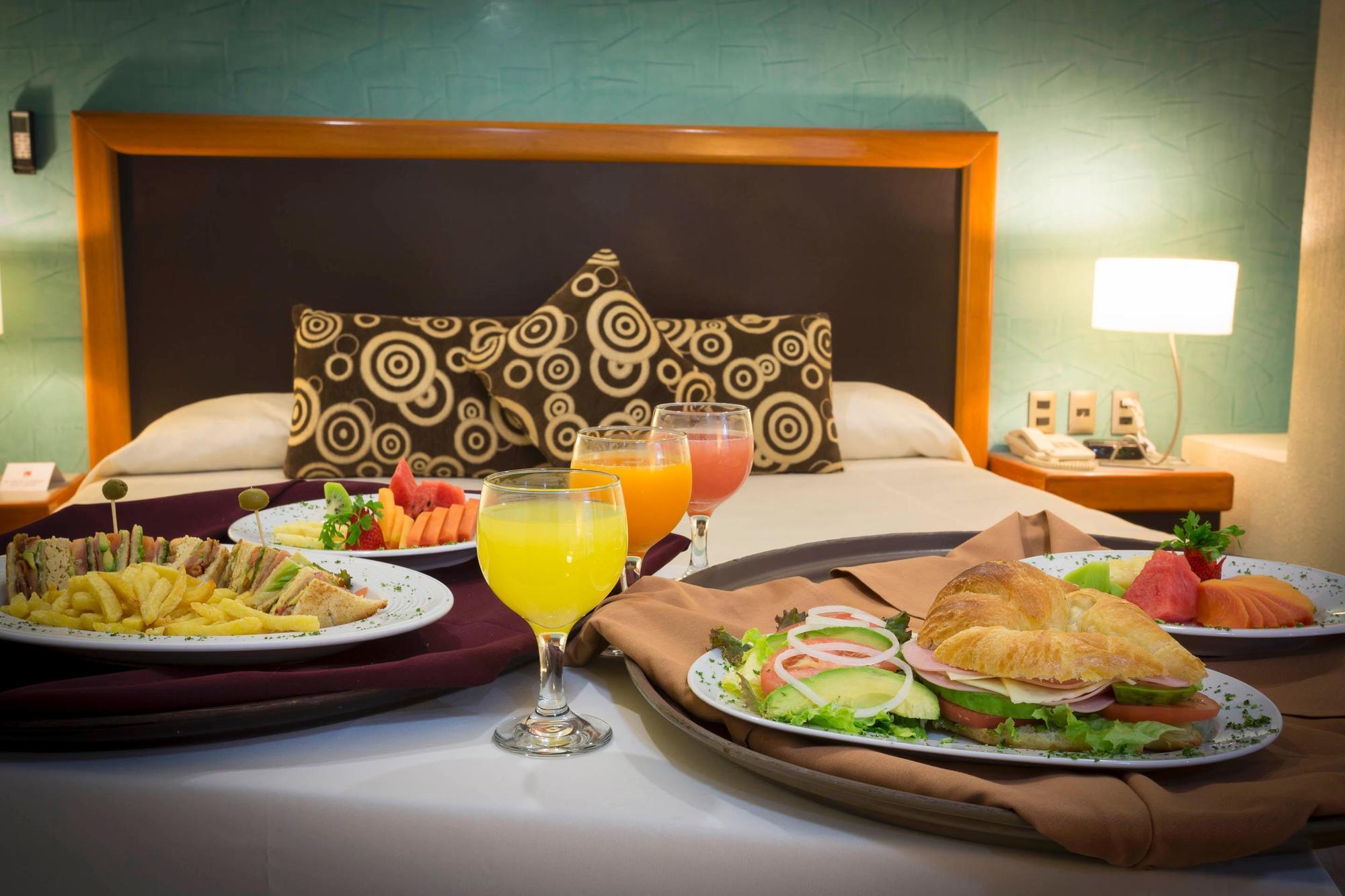 Hotel Abastos Plaza Meksyk Zewnętrze zdjęcie
